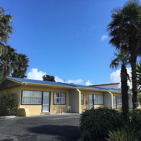 Raglan Palm Beach Motel Ngoại thất bức ảnh