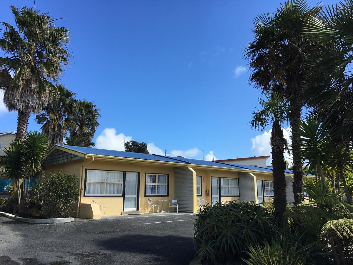 Raglan Palm Beach Motel Ngoại thất bức ảnh