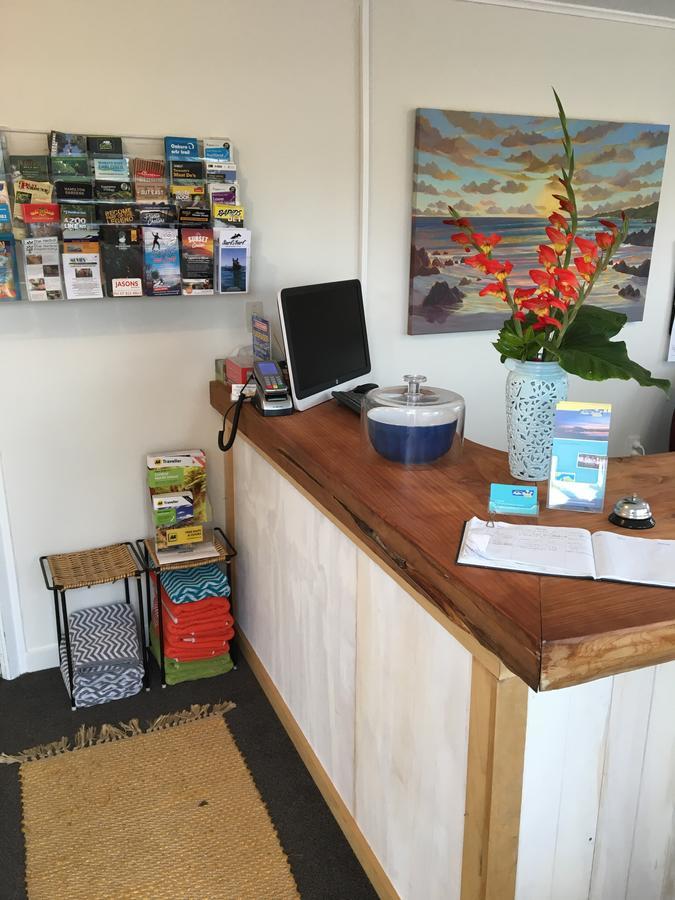 Raglan Palm Beach Motel Ngoại thất bức ảnh